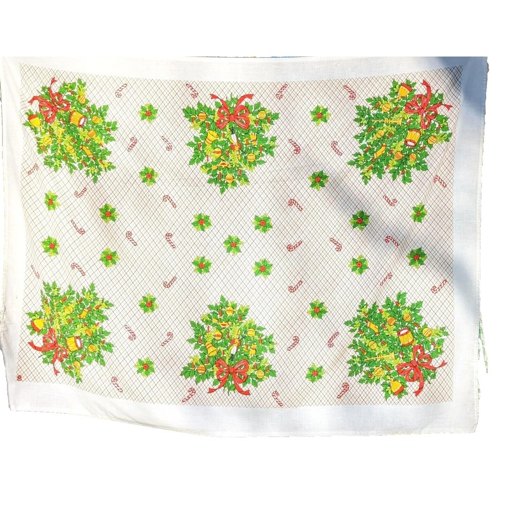 Vintage Tablecloth MCM Christmas Toys Tastemaker Stevens Easy Care 67.5x51.5"